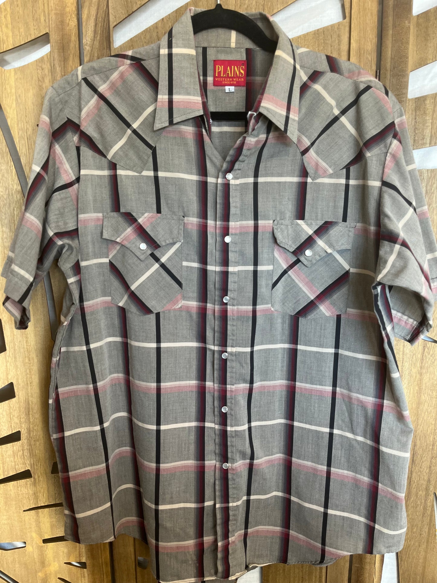 Grey/Red Plains